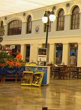  - İstinye Park Pazaryeri