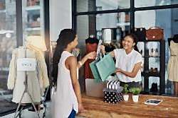 Butik Mağaza Dekorasyonu'nda Müşterilerle Etkileşimi Arttırmanın Yolları